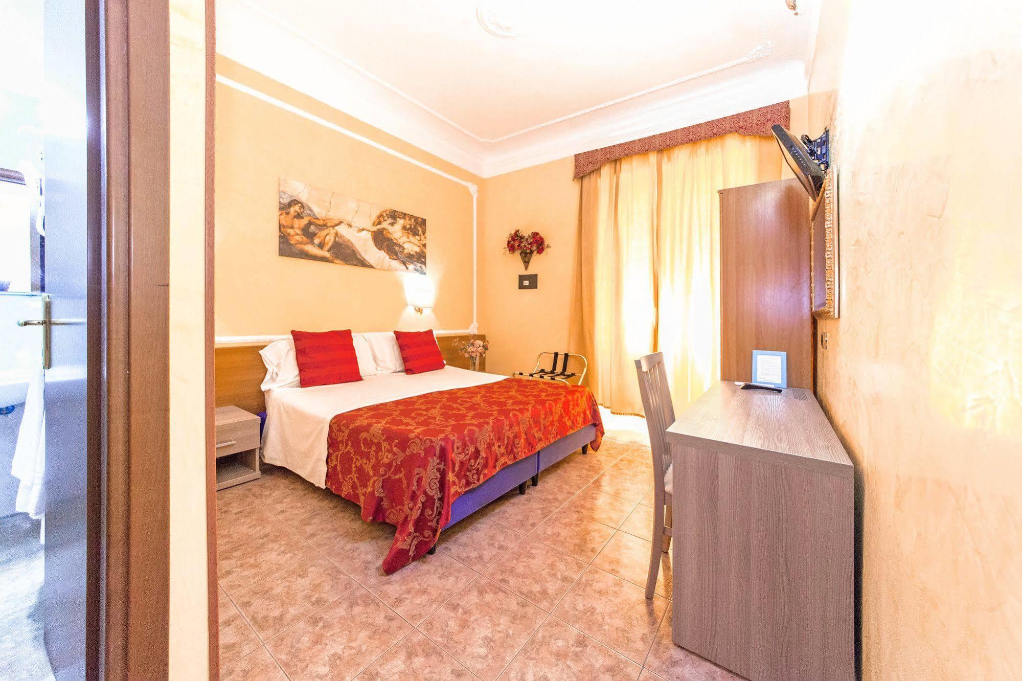Downtown Accommodation โรม ภายนอก รูปภาพ